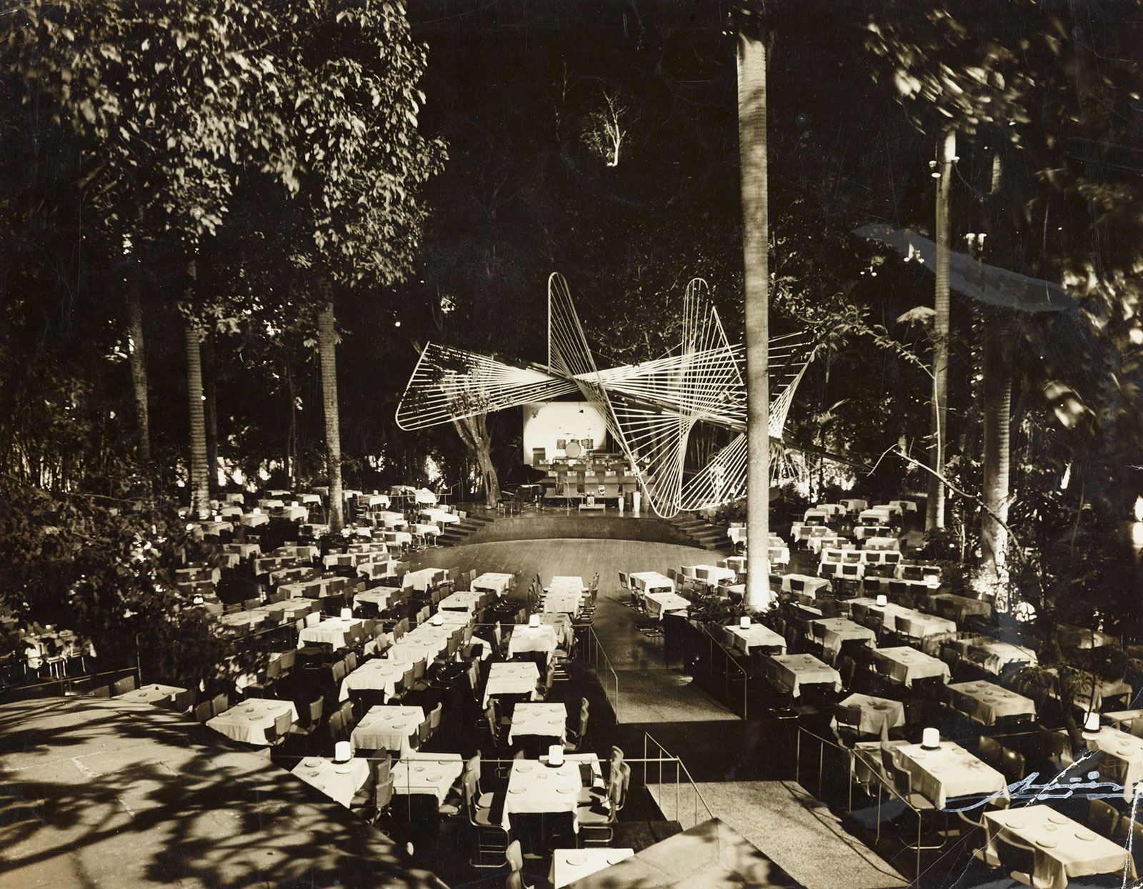 Tropicana photograph